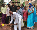 Mangaluru: Foundation laid for concreting road at Neethi Nagar, under slums devt